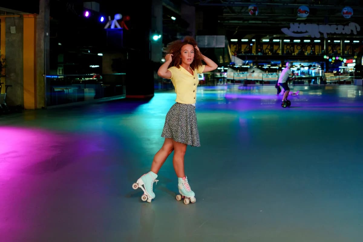 ROLLER GIRLS & BOYS